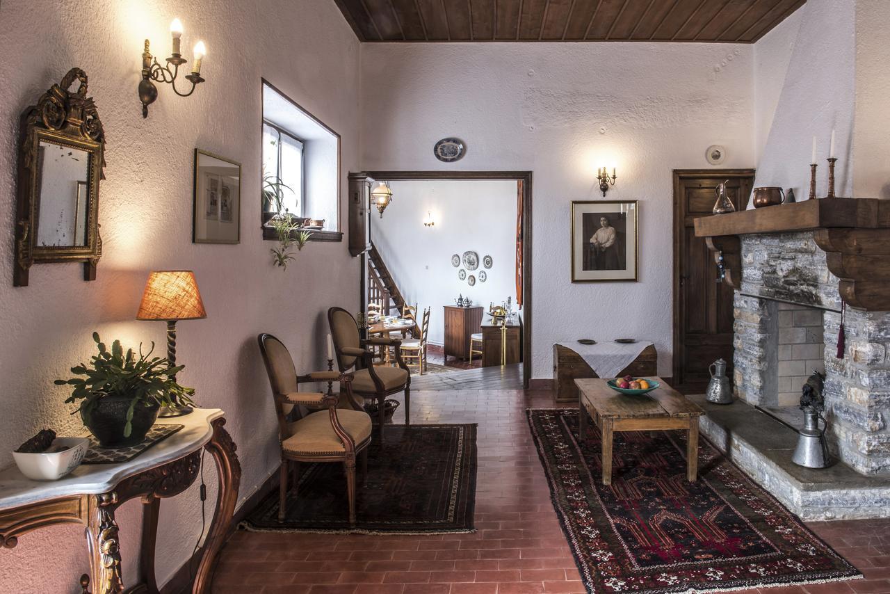 Arxontiko Mytilineou - Skretaion Bed & Breakfast Neochori  ภายนอก รูปภาพ